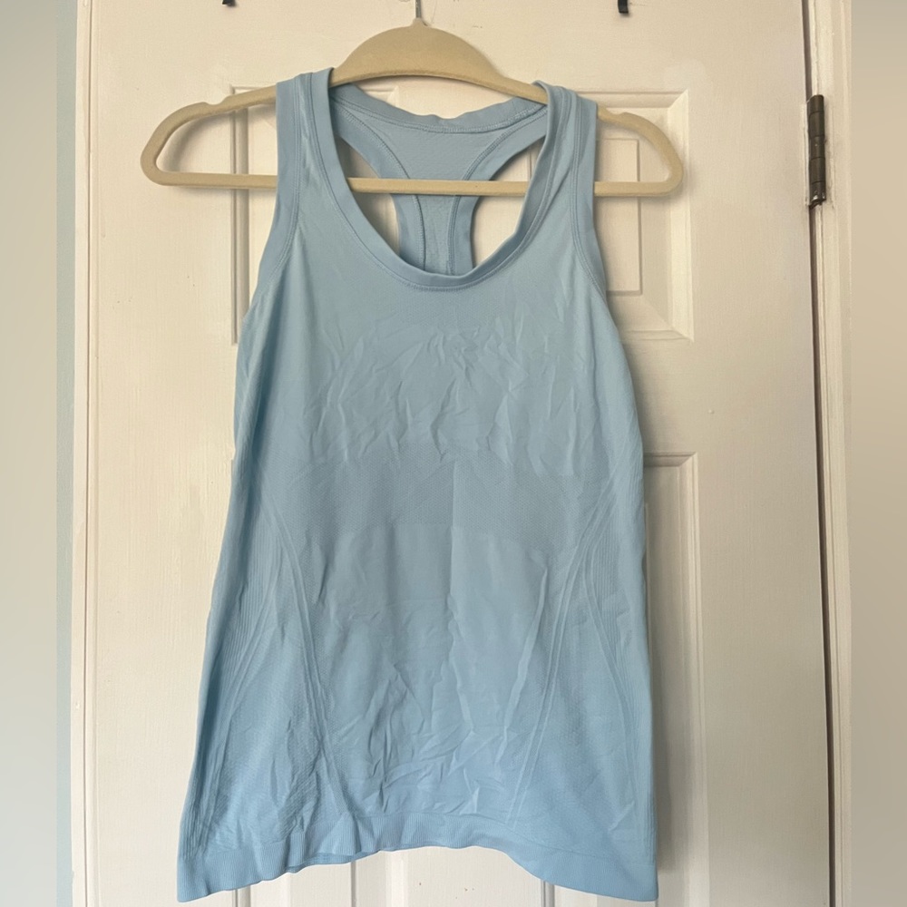 Athleta Momentum Tank
